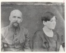 Генерал Микола Капустянський з дружиною