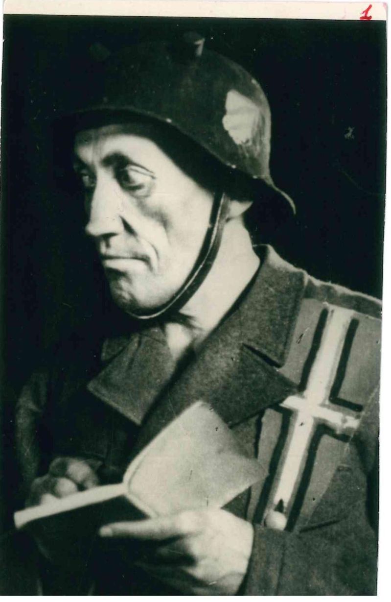 Б.Паздрій в ролі начальника сторожі в &ldquo;Антигоні&rdquo;