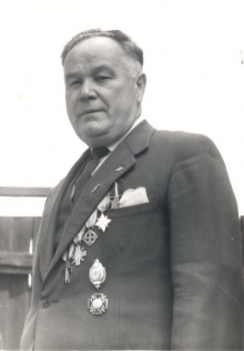 Фото окремих вояків Армії УНР: Інженер, підполковник Армії УНР П.Петренко