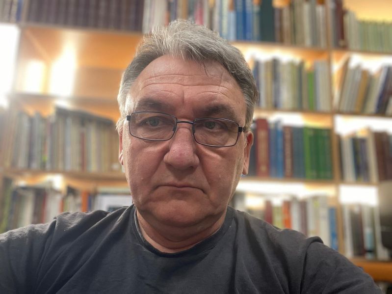 Геннадій Іванущенко: &ldquo;Прокладаємо мости між поколіннями&rdquo;