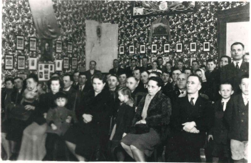 Група під проводом П.Олексієнка в Польщі